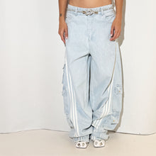 Load image into Gallery viewer, DENIM CARGO PANTS