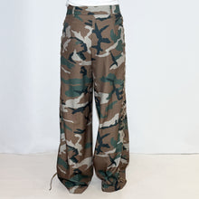 Load image into Gallery viewer, CAMO LACE PANTS FIGHT