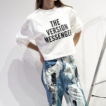 Load image into Gallery viewer, SWEATSHIRT MESSENGER