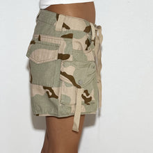 Load image into Gallery viewer, CAMO CARGO SHORT