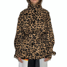 Load image into Gallery viewer, LEOPARD BELTED JACKET