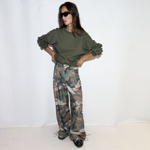 Load image into Gallery viewer, KHAKI LACE PANTS FIGHT