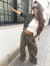 Load image into Gallery viewer, LEOPARD BAGGY PANTS