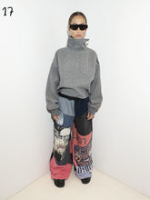 Load image into Gallery viewer, SWEATER NECK ZIP